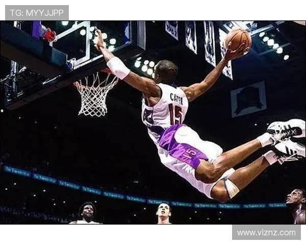 飞跃篮筐震撼全场 贝利暴扣点燃NBA赛场激情瞬间官方盛赞扣篮
