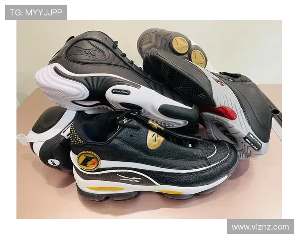 艾弗森社媒更新致敬圣诞大战库里穿艾弗森球鞋入场赛前瞬间篮球传承 艾弗森社媒更新致敬圣诞大战库里穿艾弗森球鞋入场赛前瞬间篮球传承